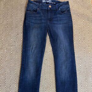Wrangler straight leg dark wash LIKE NEW 32" inseam / appx size 4 stretch